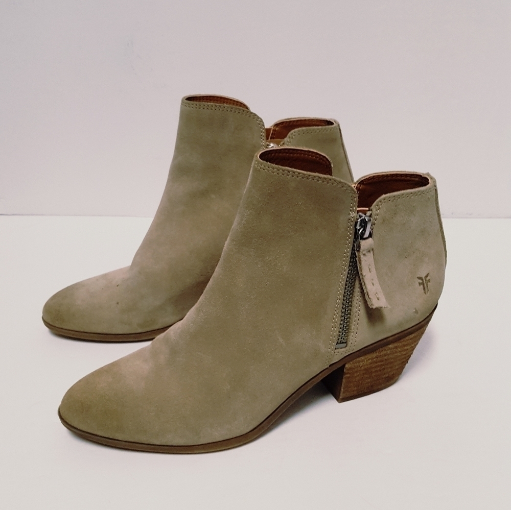 Frye‎  suede ankle Boots